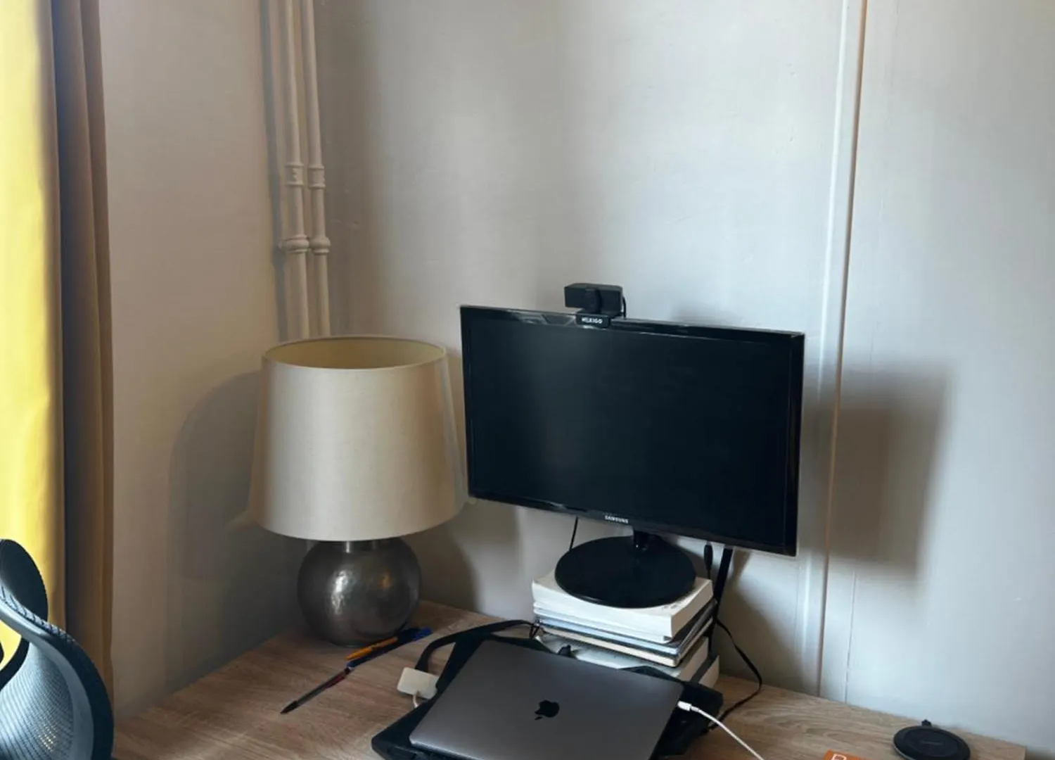 Un Charmant Appartement A Cote De La Cite Florale 파리 아파트