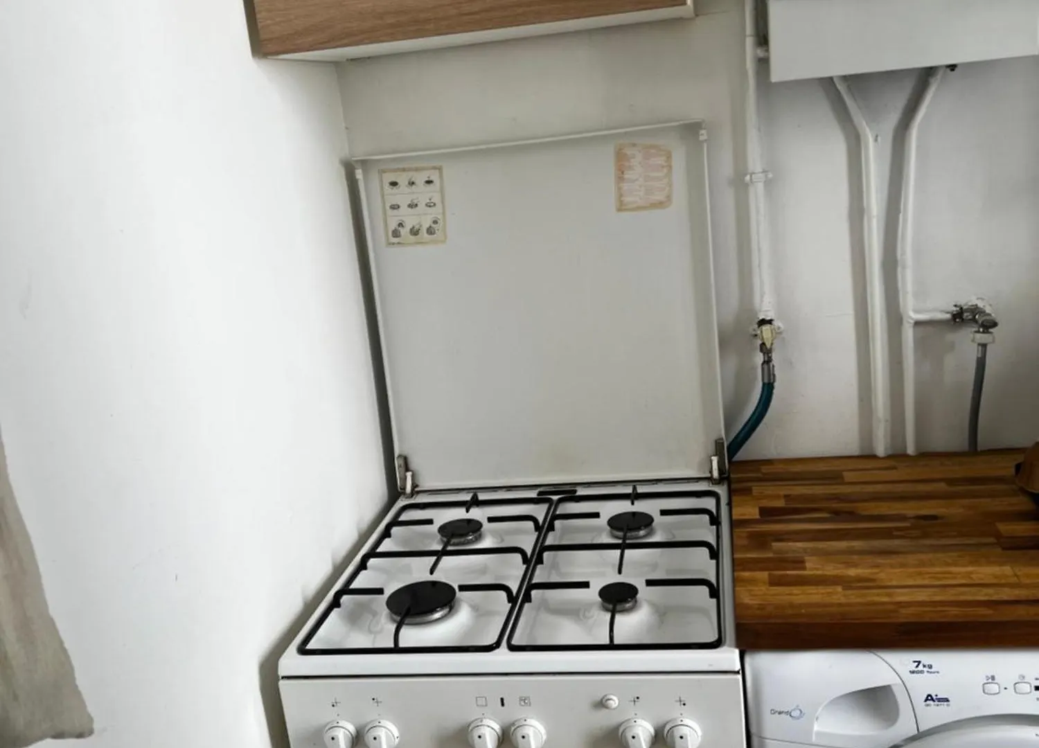 Un Charmant Appartement A Cote De La Cite Florale 파리 0*,  프랑스