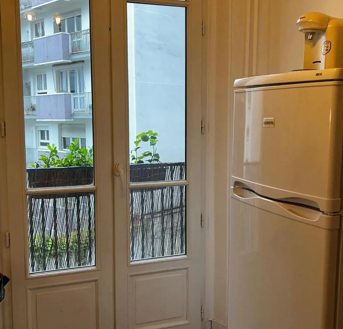 아파트 Un Charmant Appartement A Cote De La Cite Florale 파리 프랑스